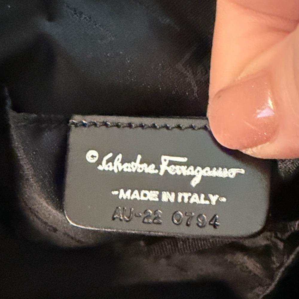 Ferragamo Patterned Handbag - Picture 7 of 7